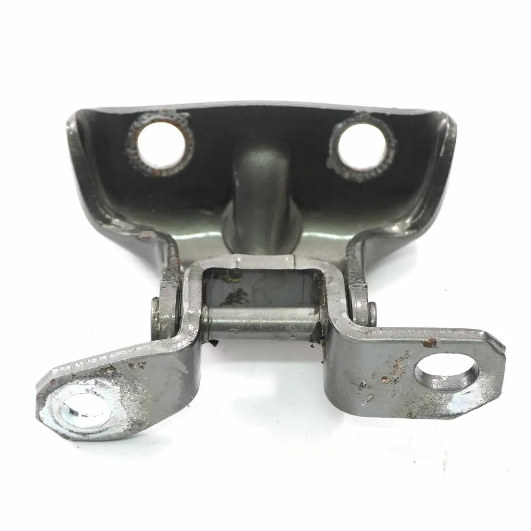 Cerniera porta posteriore destra superiore Argento T4W per Kia Ceed 1 con numero di parte 794202D000 Kia Ceed 1 Cerniera porta posteriore destra superiore Argento T4W - SKU 794202D000-PSI - Numero di parte 794202D000