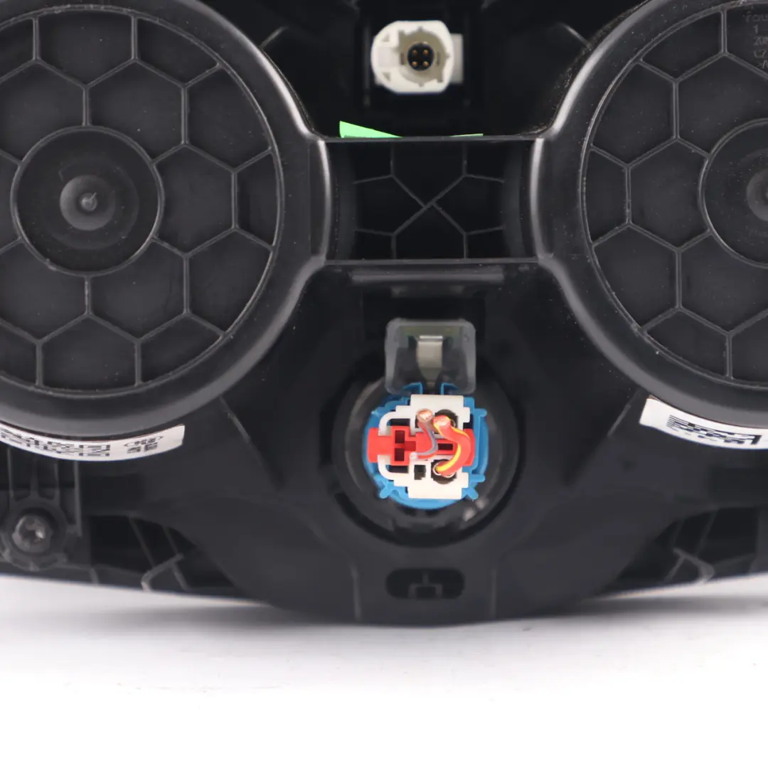 Rangement Console centrale Porte gobelet 6823329 pour BMW F40 F44 à propos du numéro de pièce 7951772 BMW F40 F44 Rangement Console centrale Porte gobelet 6823329 - SKU 7951772-1 - Numéro de pièce 7951772