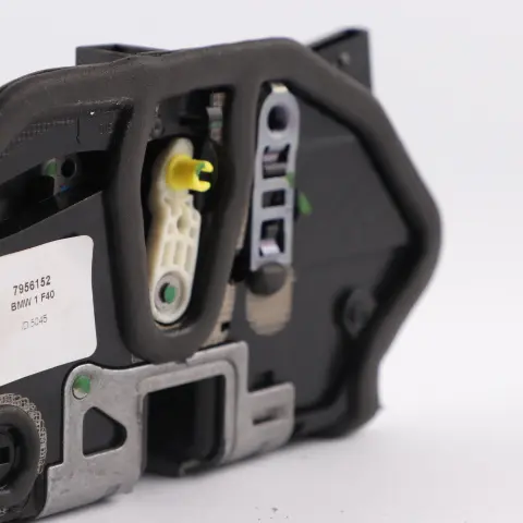 Door Lock Rear Right O/S Latch Catch Lock Mechanism to BMW F40 with Part number 7956152 BMW F40 Door Lock Rear Right O/S Latch Catch Lock Mechanism - SKU 7956152 - Part number 7956152