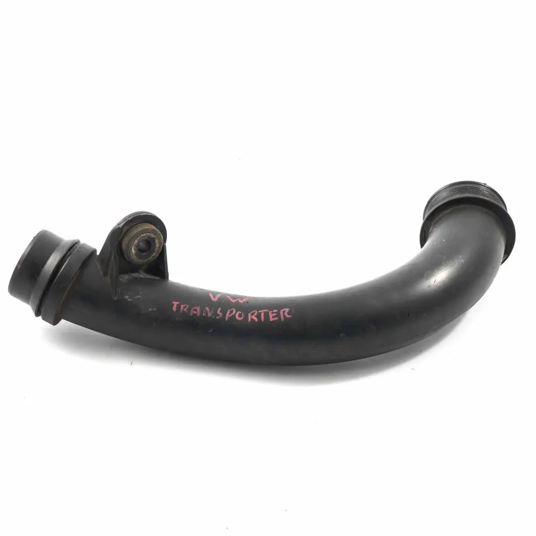 Rura Przewód Wąż Intercoolera do Volkswagen Transporter T5 2.0 TDI o numerze 7E0145762C Volkswagen Transporter T5 2.0 TDI Rura Przewód Wąż Intercoolera - SKU 7E0145762C - Numer Części 7E0145762C