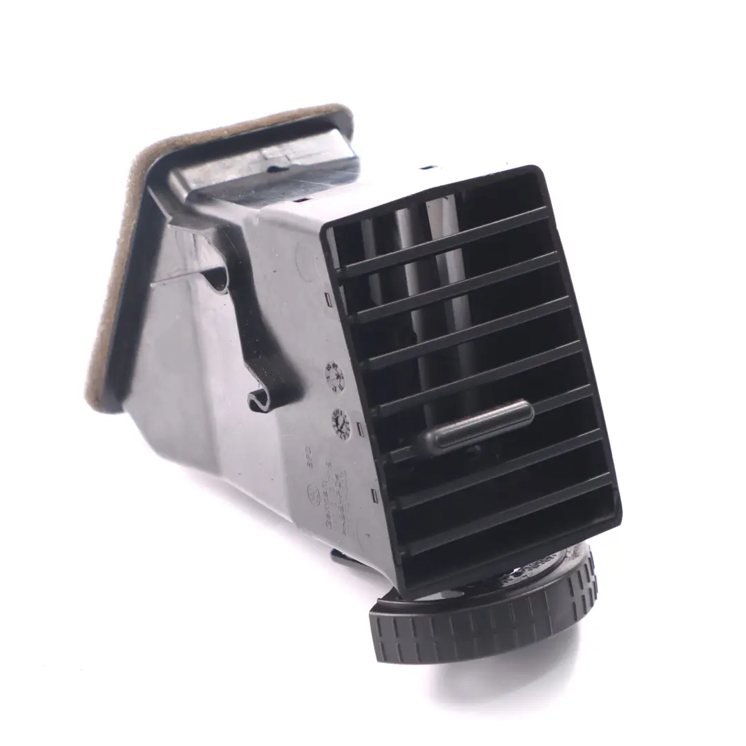 Dashboard Air Vent Grille Front Left N/S to Volkswagen Transporter T5 with Part number 7E0815705A Volkswagen Transporter T5 Dashboard Air Vent Grille Front Left N/S - SKU 7E0815705A - Part number 7E0815705A