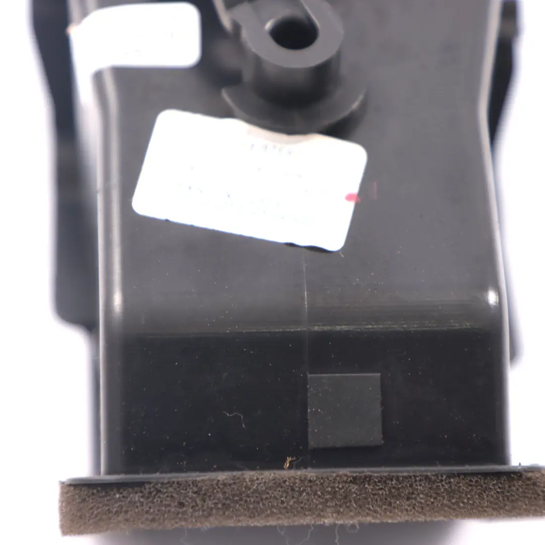 Cruscotto aerazione anteriore destra per Volkswagen Transporter T5 con numero di parte 7E0815706A Volkswagen Transporter T5 Cruscotto aerazione anteriore destra - SKU 7E0815706A - Numero di parte 7E0815706A