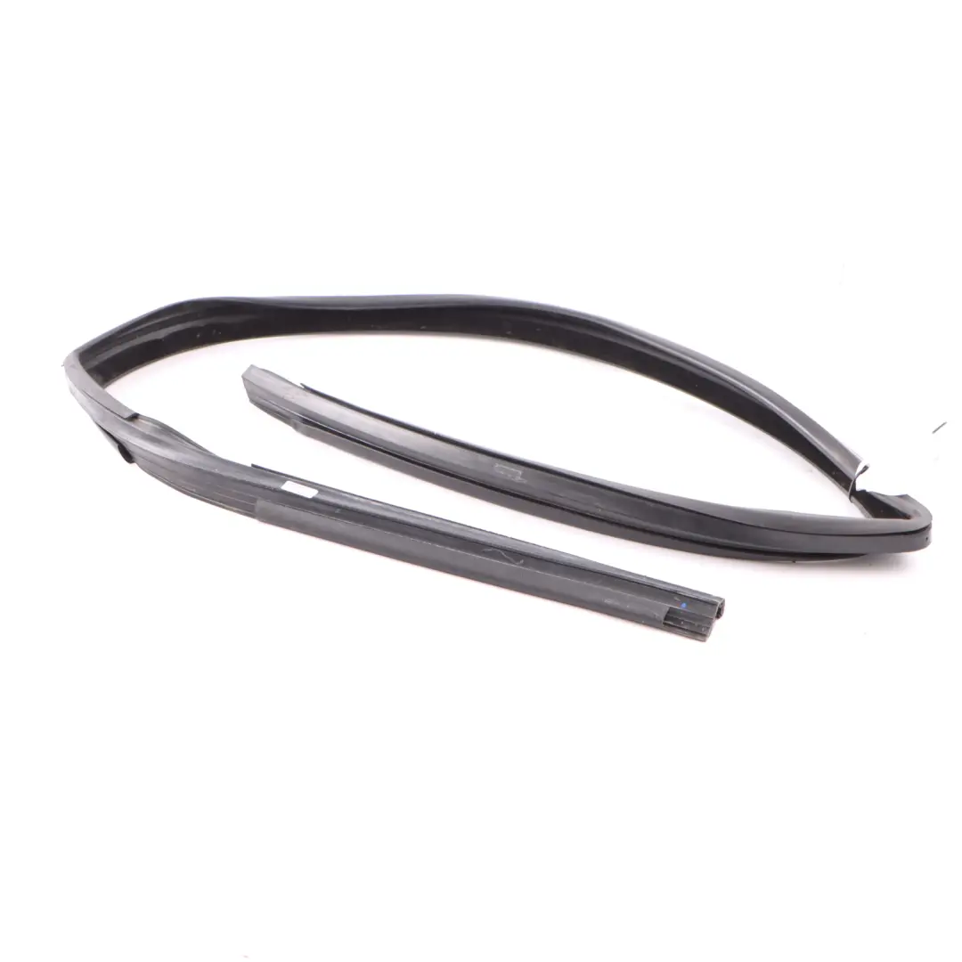 Door Window Seal Gasket Front Left N/S to Volkswagen Transporter T5 with Part number 7E0837433C Volkswagen Transporter T5 Door Window Seal Gasket Front Left N/S - SKU 7E0837433C - Part number 7E0837433C