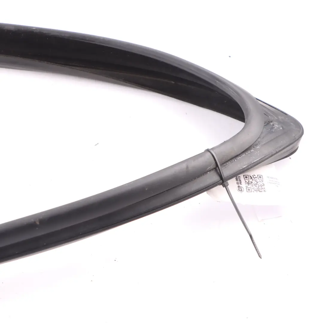 Door Window Seal Gasket Front Left N/S to Volkswagen Transporter T5 with Part number 7E0837433C Volkswagen Transporter T5 Door Window Seal Gasket Front Left N/S - SKU 7E0837433C - Part number 7E0837433C