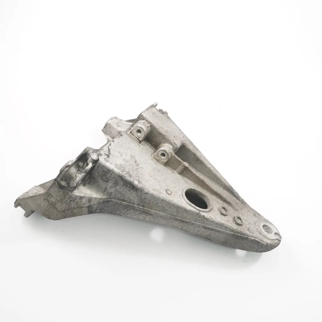 VW Volkswagen Transporter T5 Diesel Rear Engine Mount Bracket - SKU 7H0199370 - Part number 7H0199370
