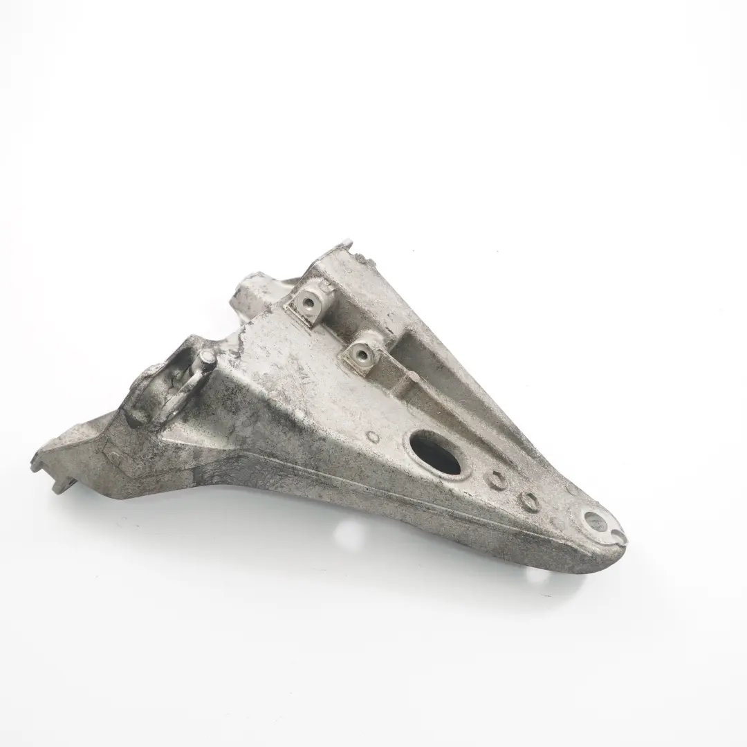 VW Volkswagen Transporter T5 Diesel Rear Engine Mount Bracket - SKU 7H0199370 - Part number 7H0199370