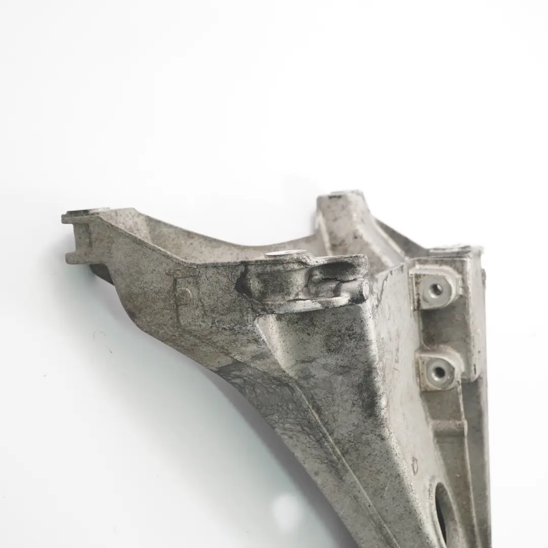 Supporto posteriore del motore per VW Volkswagen Transporter T5 Diesel con numero di parte 7H0199370 VW Volkswagen Transporter T5 Diesel Supporto posteriore del motore - SKU 7H0199370 - Numero di parte 7H0199370