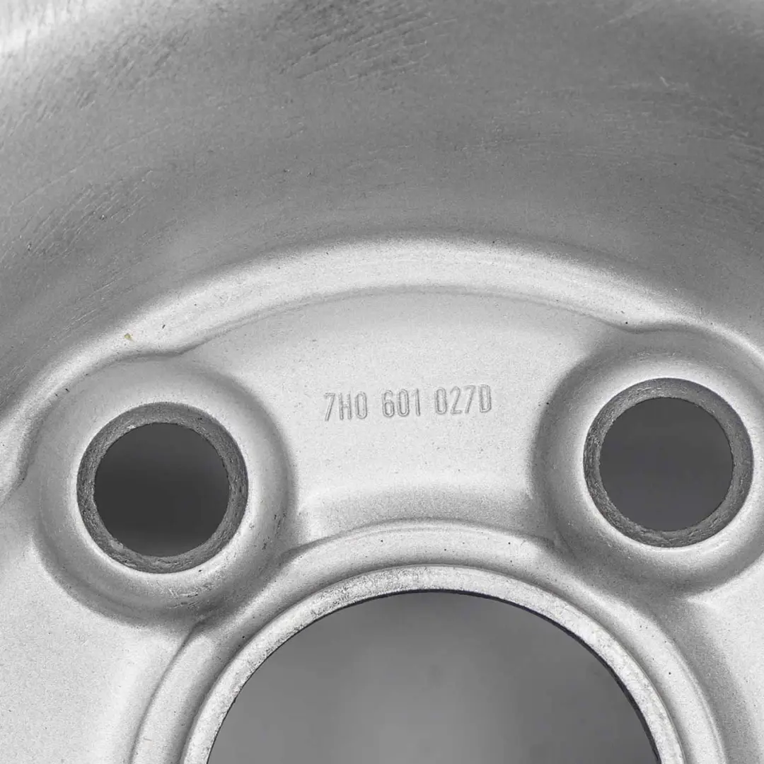 Jante en acier argenté 16" 6,5J ET:51 5x120 pour VW Volkswagen T5 à propos du numéro de pièce 7H06010270 VW Volkswagen T5 Jante en acier argenté 16" 6,5J ET:51 5x120 - SKU 7H0601027D - Numéro de pièce 7H06010270