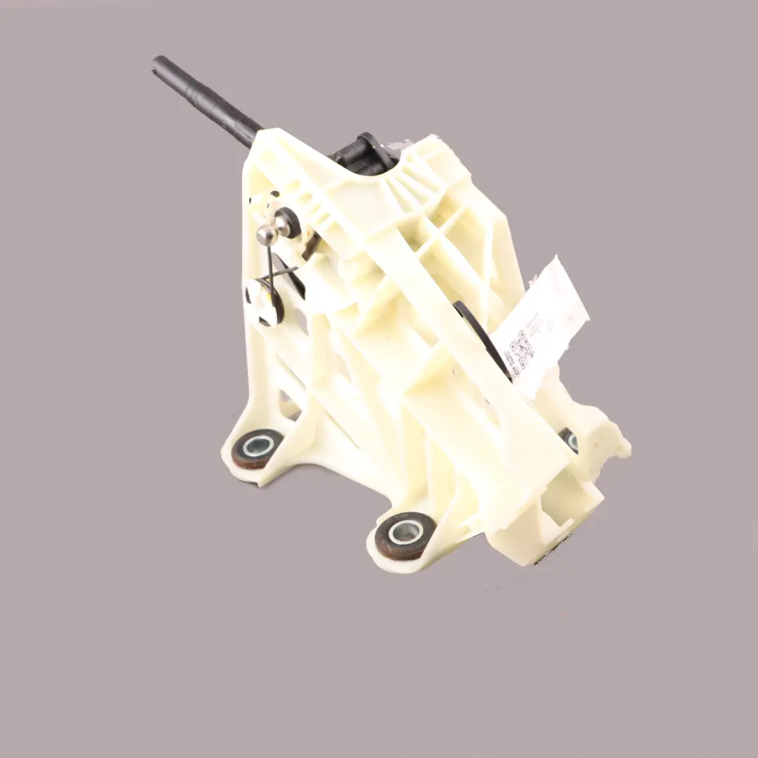 Gearbox Gear Selector Shift Linkage to Volkswagen Transporter T5 Manual with Part number 7H0711025H Volkswagen Transporter T5 Manual Gearbox Gear Selector Shift Linkage - SKU 7H0711025H - Part number 7H0711025H