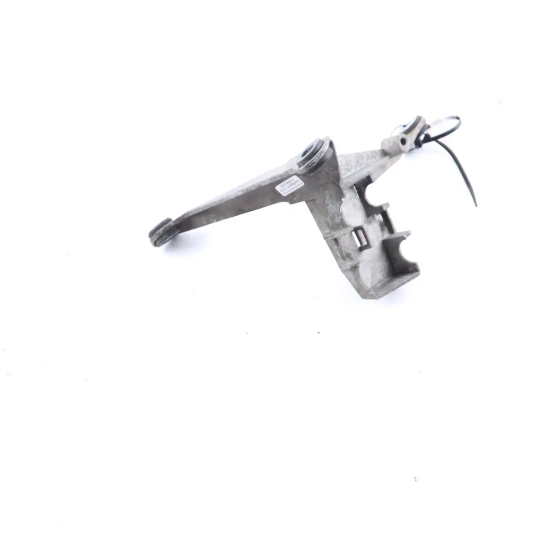Volkswagen VW Transporter T5 Engine Mount Holder Bracket Support - SKU 7H0711781C - Part number 7H0711781C