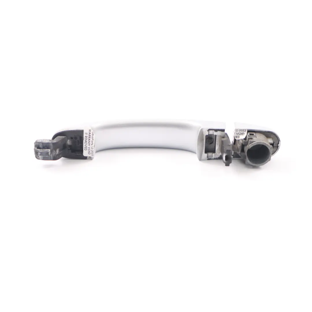 Türgriff Griff hinten links rechts Reflex Silber - LA7W für Volkswagen VW Touran mit Teilenummer 7H0837205D Volkswagen VW Touran Türgriff Griff hinten links rechts Reflex Silber - LA7W - SKU 7H0837205D - Teilenummer 7H0837205D