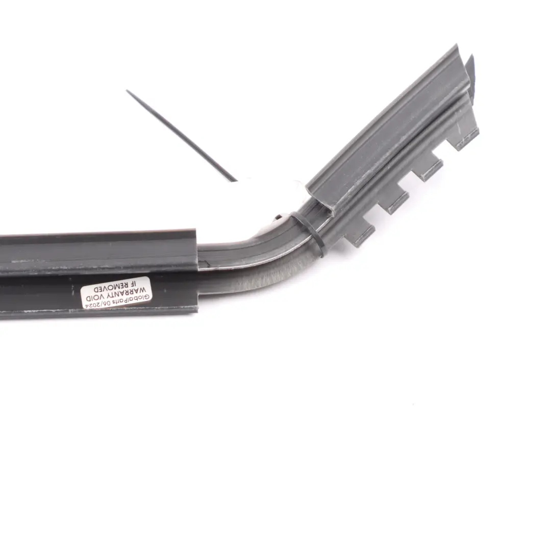 Listwa Uszczelka Szyby Lewy Przód do Volkswagen Transporter T5 o numerze 7H0837471B Volkswagen Transporter T5 Listwa Uszczelka Szyby Lewy Przód - SKU 7H0837471B - Numer Części 7H0837471B