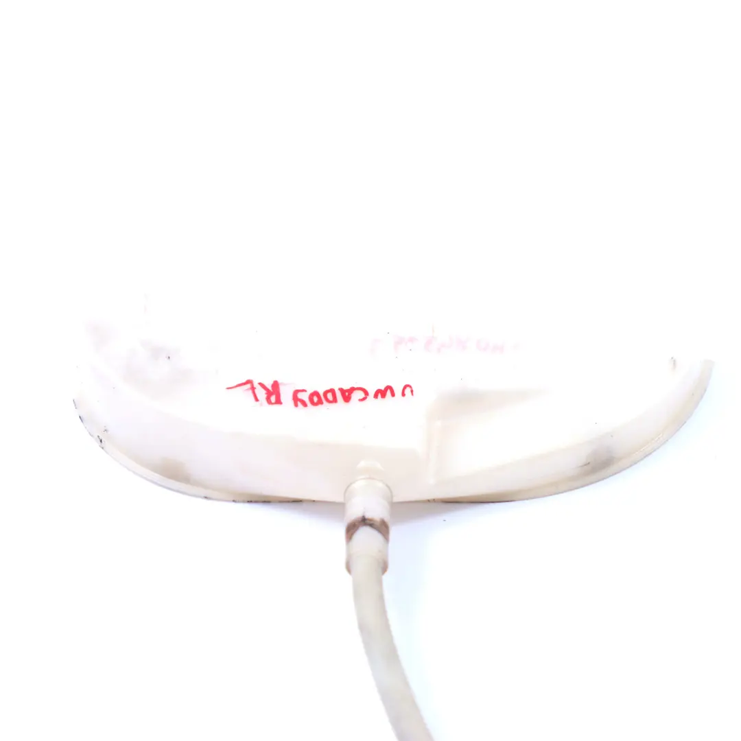 Spływ Odrzutnik Wody Drzwi Przesuwne Tylne Lewe do VW Caddy o numerze 7H0843353 VW Caddy Spływ Odrzutnik Wody Drzwi Przesuwne Tylne Lewe - SKU 7H0843353 - Numer Części 7H0843353