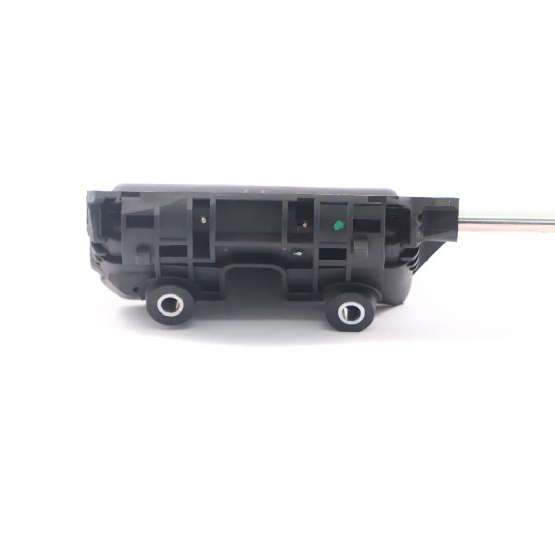 Puerta Corredera Manija Interior Izquierda para VW Volkswagen Caddy con número de pieza 7H0843641D VW Volkswagen Caddy Puerta Corredera Manija Interior Izquierda - SKU 7H0843641D - Número de pieza 7H0843641D