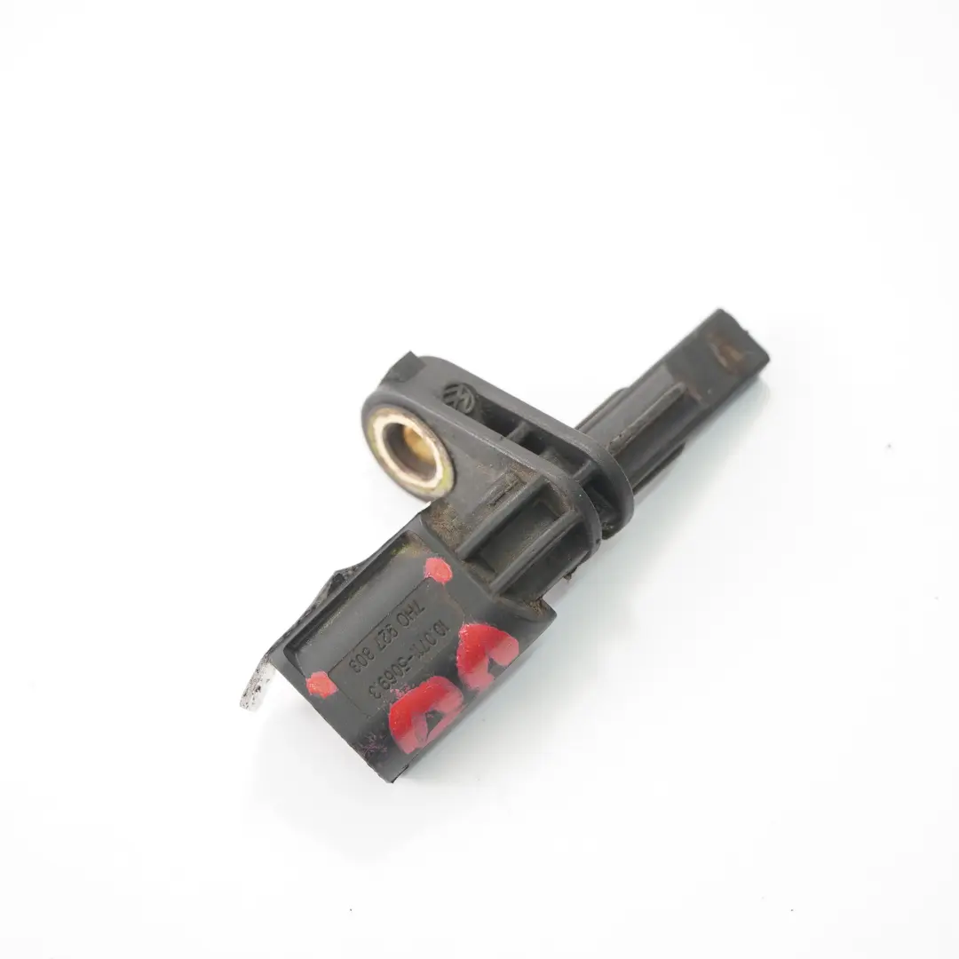 Capteur de vitesse ABS de roue pour Audi A3 8P VW Volkswagen Golf 5 à propos du numéro de pièce 7H0927803 Audi A3 8P VW Volkswagen Golf 5 Capteur de vitesse ABS de roue - SKU 7H0927803 - Numéro de pièce 7H0927803