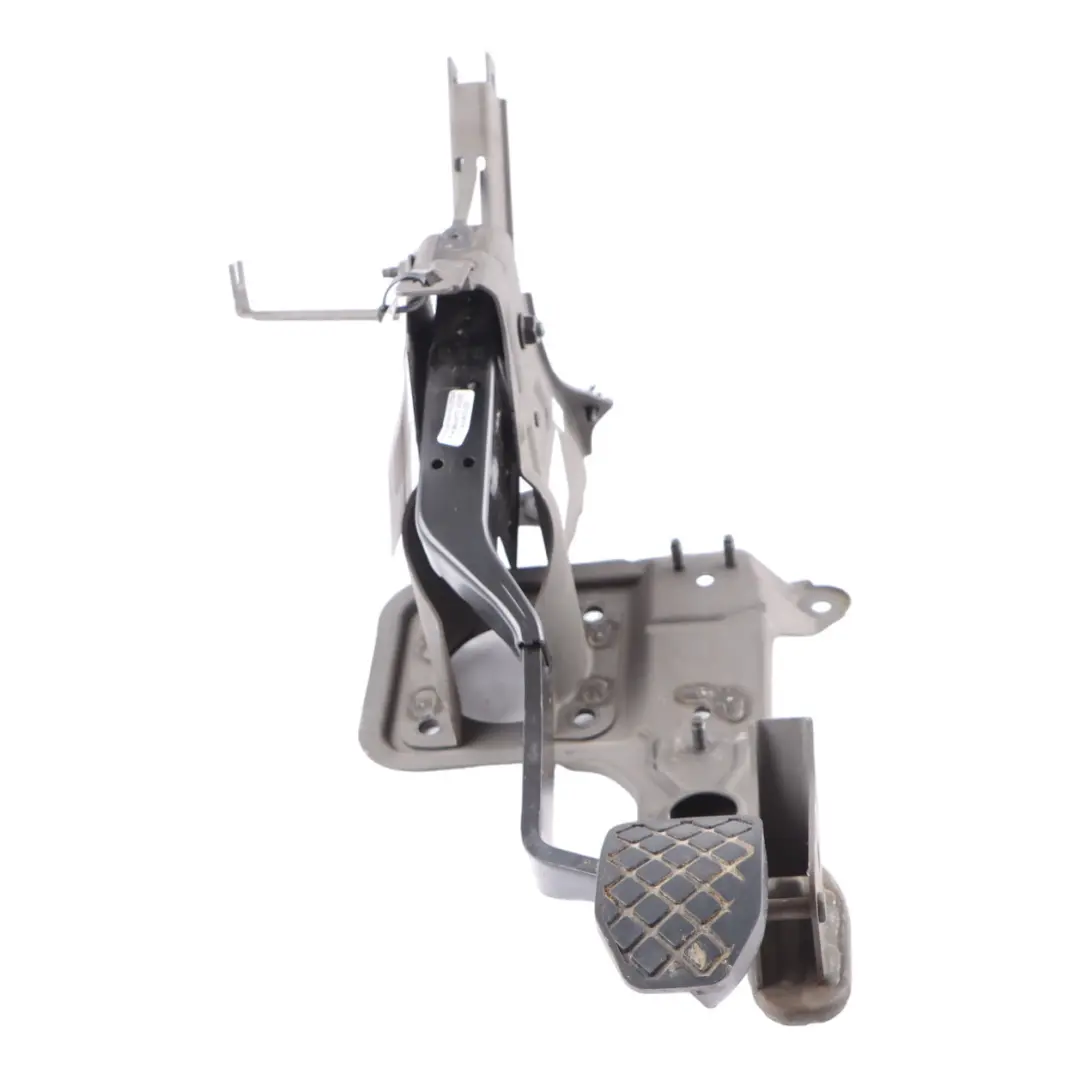 Brake Pedal Box Assembly Manual to VW Volkswagen Transporter T5 with Part number 7H2721143 VW Volkswagen Transporter T5 Brake Pedal Box Assembly Manual - SKU 7H2721143 - Part number 7H2721143