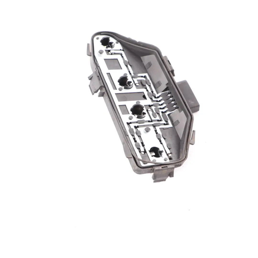 VW Transporter T5 Glühlampenfassung Rücklicht Links Fahrerseite - SKU 7H5945257A - Teilenummer 7H5945257A