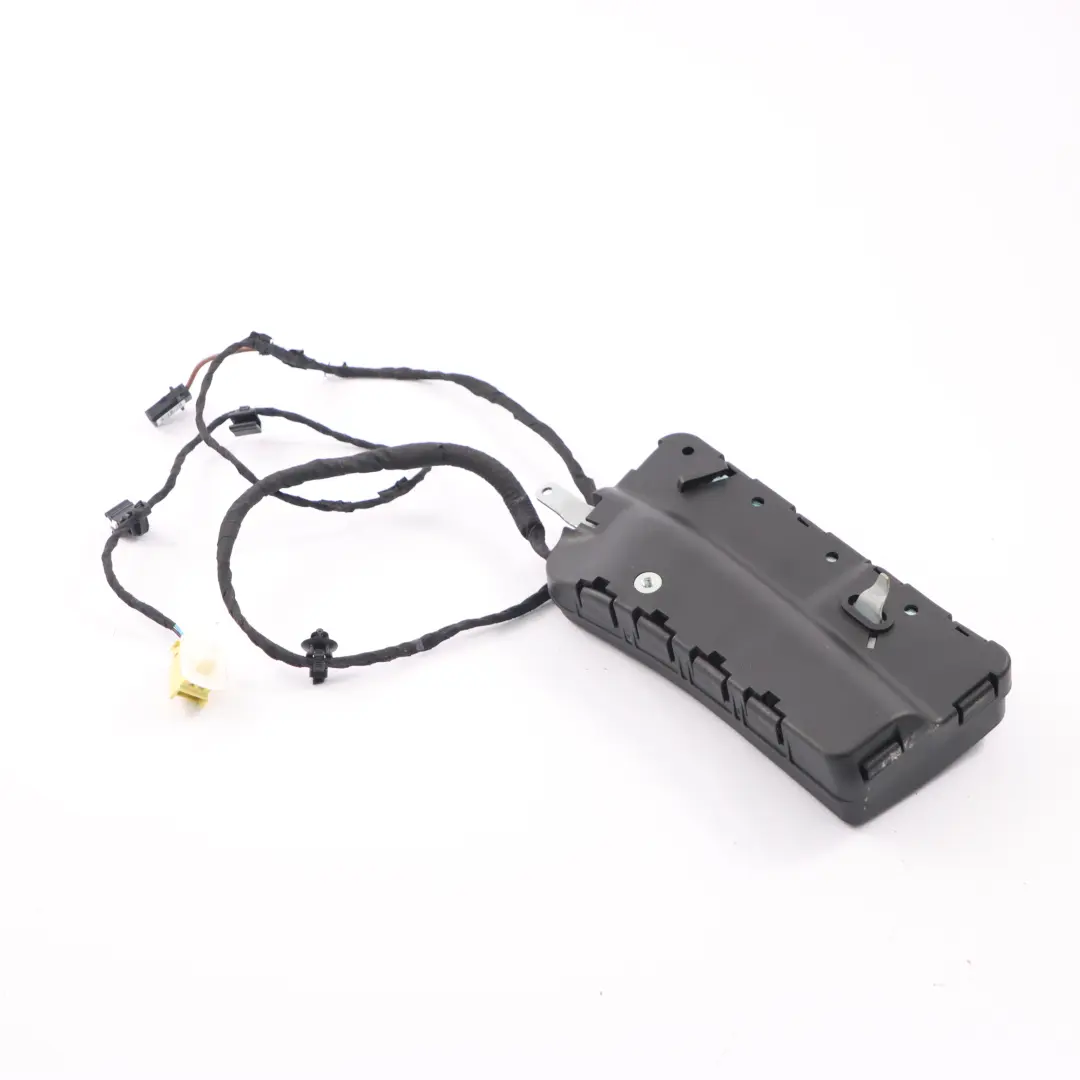 Poduszka Boczna Fotela Przedniego Prawego do Volkswagen Touareg o numerze 7L0880240K Volkswagen Touareg Poduszka Boczna Fotela Przedniego Prawego - SKU 7L0880240K - Numer Części 7L0880240K