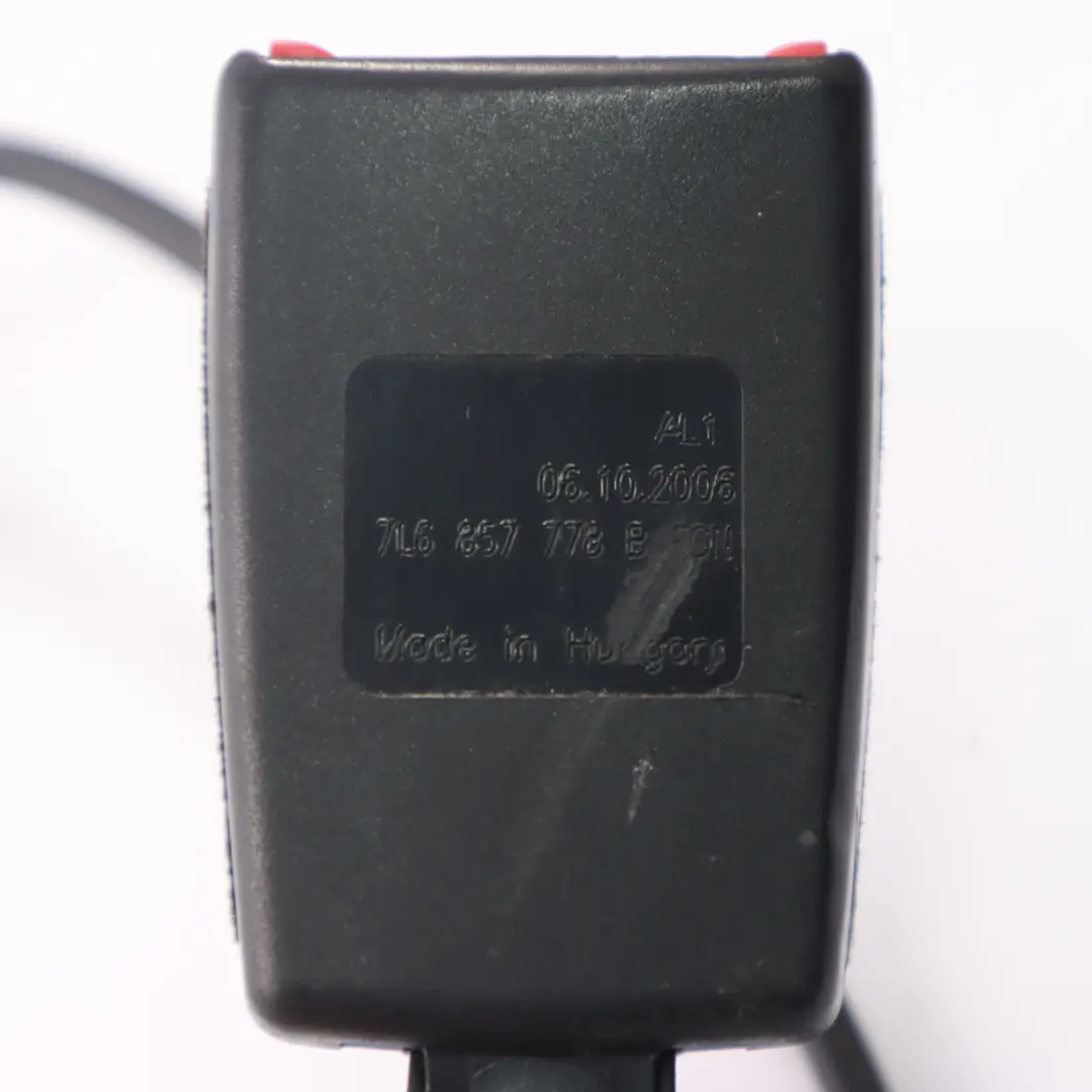 VW Volkswagen Touareg 1 Sitz Gurt Schnalle Verriegelung vorne rechts - SKU 7L6857778B - Teilenummer 7L6857778B
