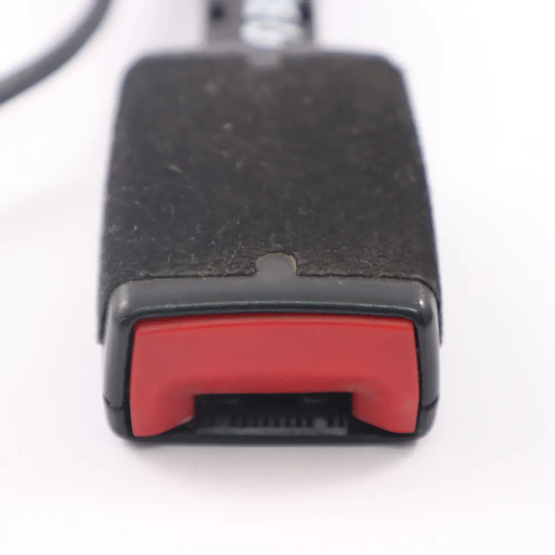 VW Volkswagen Touareg 1 Sitz Gurt Schnalle Verriegelung vorne rechts - SKU 7L6857778B - Teilenummer 7L6857778B