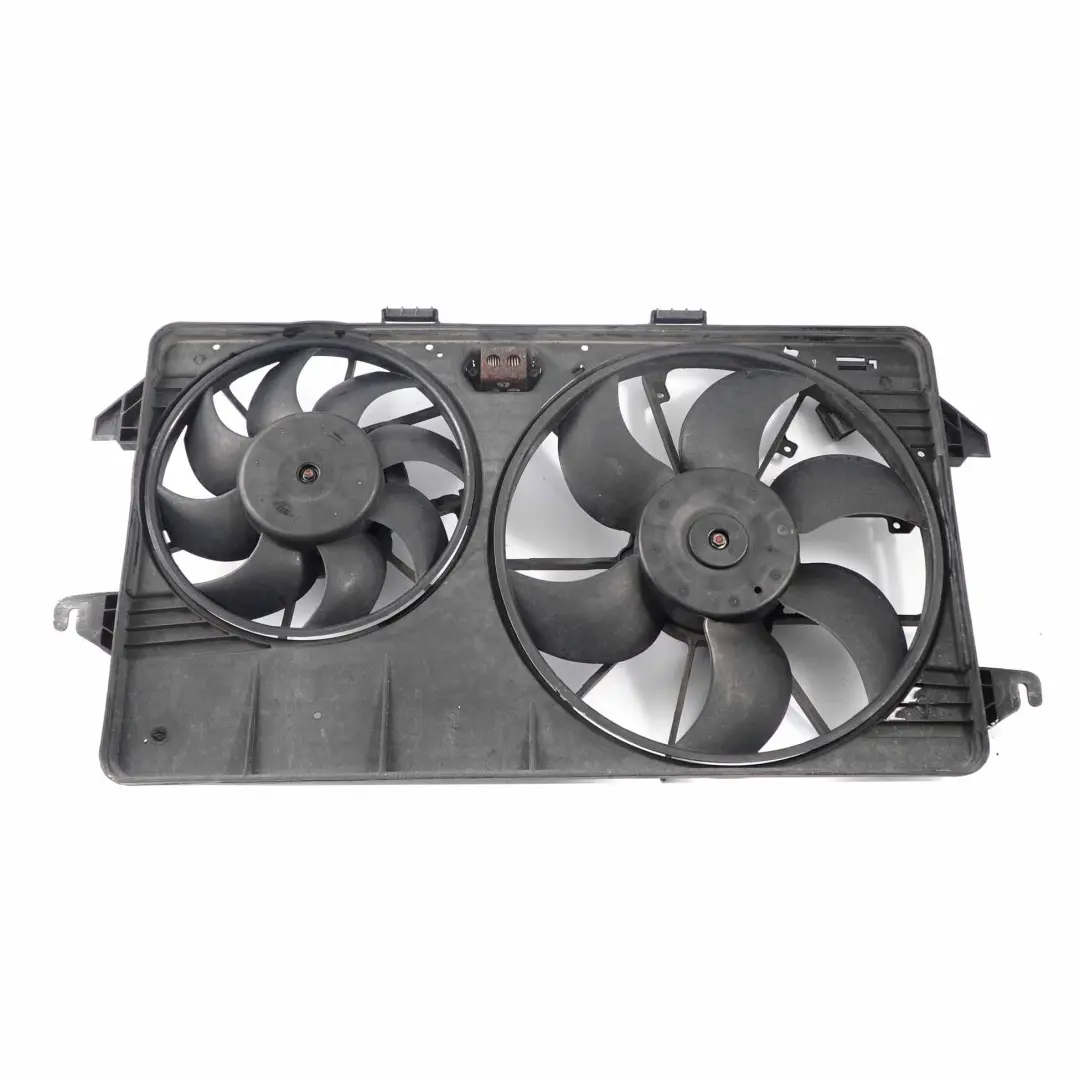 Motor Refrigeración Ventilador Carenado para Ford Transit Connect con número de pieza 7T16-8C607-NB Ford Transit Connect Motor Refrigeración Ventilador Carenado - SKU 7T16-8C607-NB - Número de pieza 7T16-8C607-NB