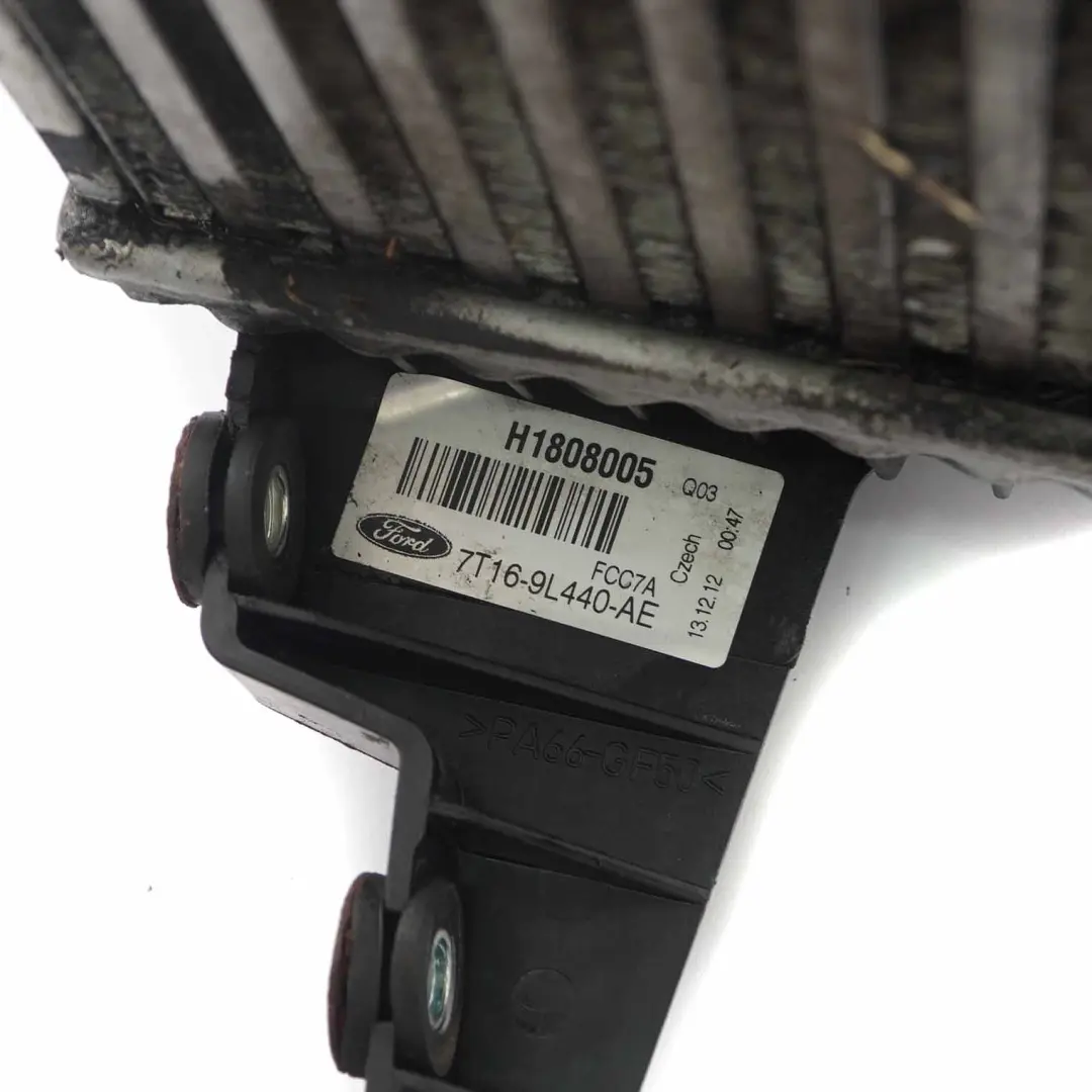 Enfriador aire Radiador Diesel para Ford Transit Connect Intercooler con número de pieza 7T16-9L440-AE Ford Transit Connect Intercooler Enfriador aire Radiador Diesel - SKU 7T16-9L440-AE - Número de pieza 7T16-9L440-AE