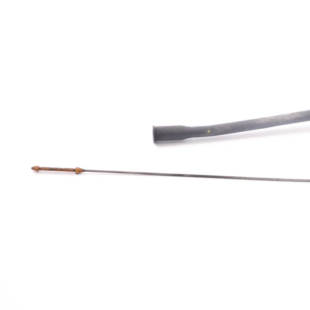  Jauge d'huile Ford Fiesta Mk7 TDCi Niveau d'huile Tube guide moteur - SKU 7V2Q-6857-AB - Numéro de pièce 7V2Q-6857-AB