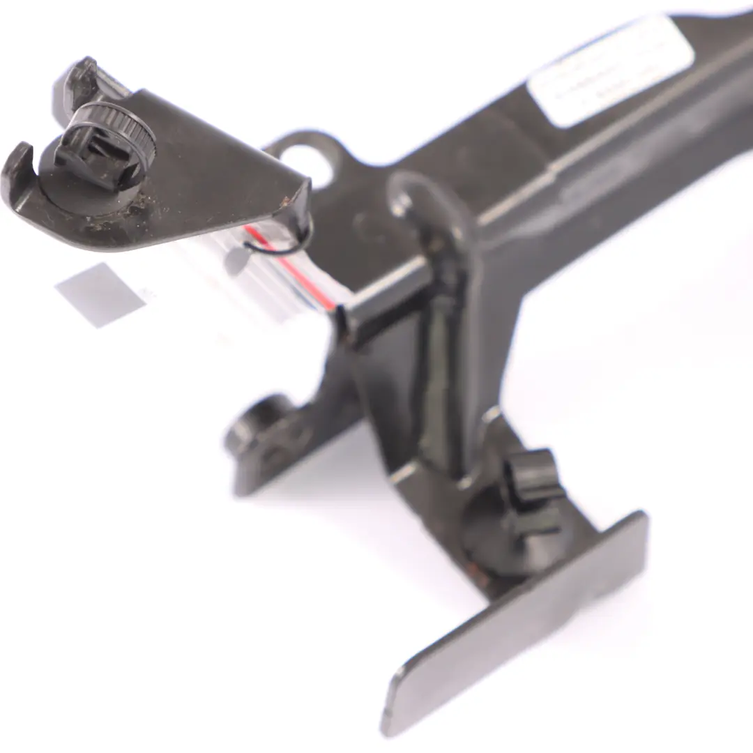 Supporto tubo carburante Ford Fiesta MK7 1.6 Tdci - SKU 7V2Q-9B325-AA - Numero di parte 7V2Q-9B325-AA