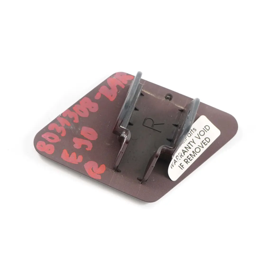 BMW E90 Copertura Ugello Spray Flap Destra O/S Barberarot Rosso Metallizzato A39 - SKU 8031308-BAR - Numero di parte 8031308