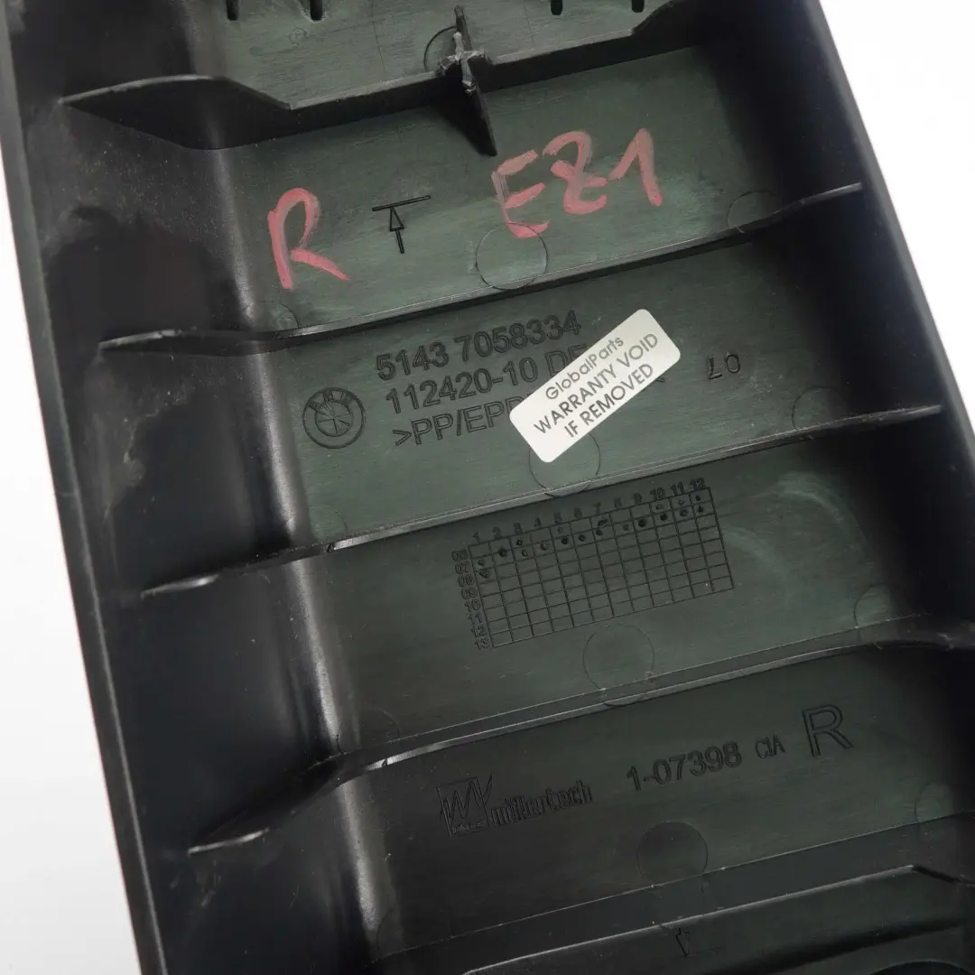 BMW E81 Tapa Columna Pilar B Derecha Schwarz - SKU 8036140 - Número de pieza 8036140