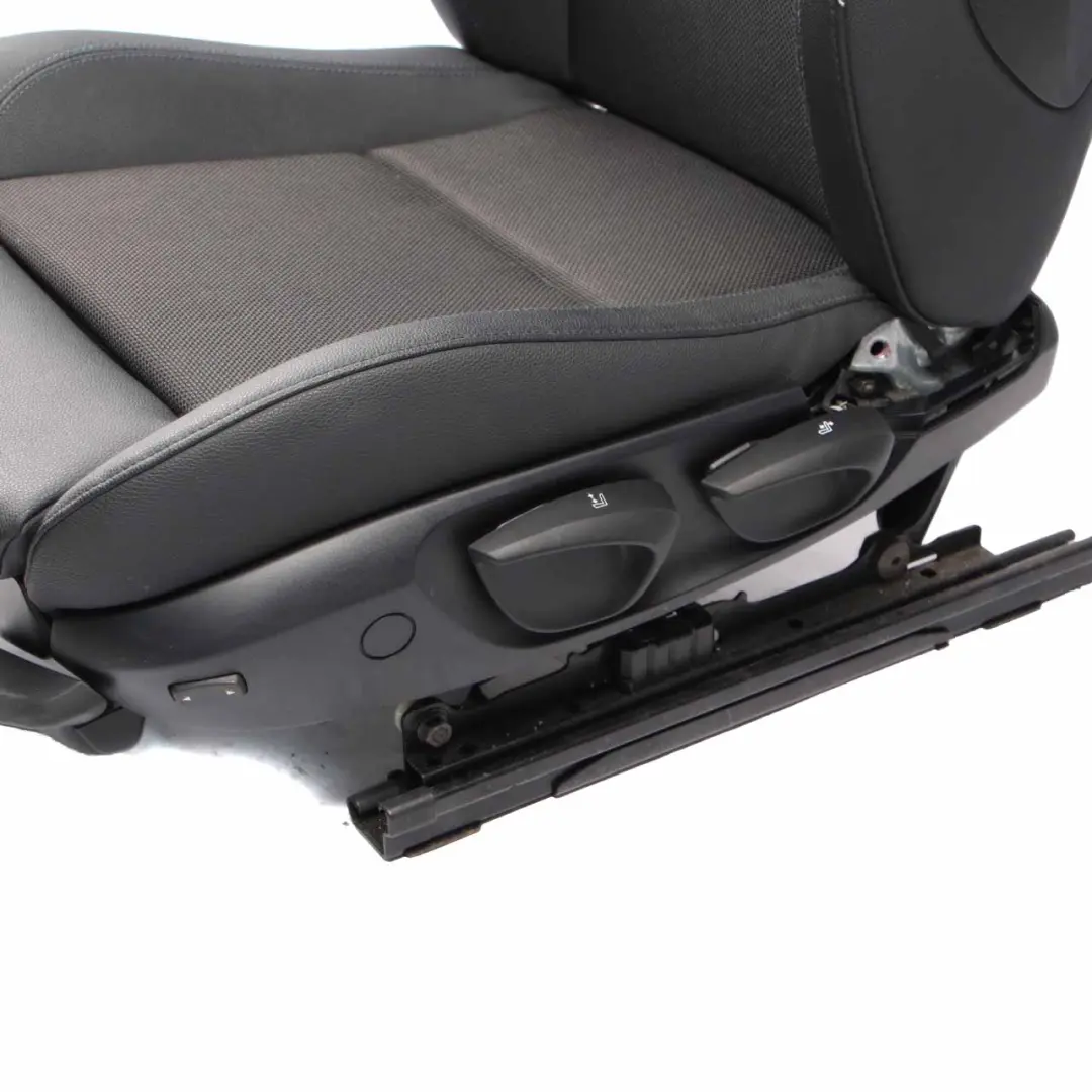 Vorne Links Sitz Stoff / Kunstleder Schwarz für BMW 1 er E87 M Sport mit Teilenummer 8036198 BMW 1 er E87 M Sport Vorne Links Sitz Stoff / Kunstleder Schwarz - SKU 8036198 - Teilenummer 8036198