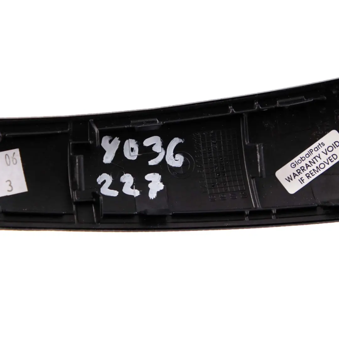 BMW 1 E87 Striscia maniglia interna sinistra in alluminio Argento Ghiaccio - SKU 8036227 - Numero di parte 8036227
