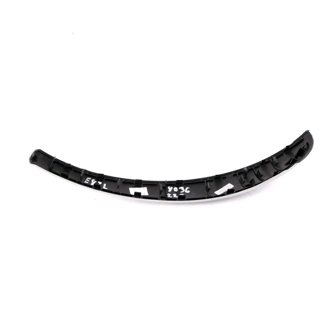 BMW 1 E87 Striscia maniglia interna sinistra in alluminio Argento Ghiaccio - SKU 8036227 - Numero di parte 8036227