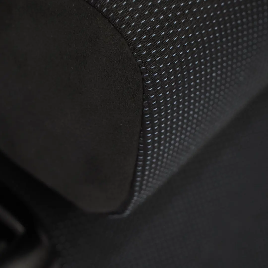 Lehne Bezug Hinten Rechts Stoff Alcantara für BMW E91 Touring mit Teilenummer 52208036411 BMW E91 Touring Lehne Bezug Hinten Rechts Stoff Alcantara - SKU 8036411-1 - Teilenummer 52208036411