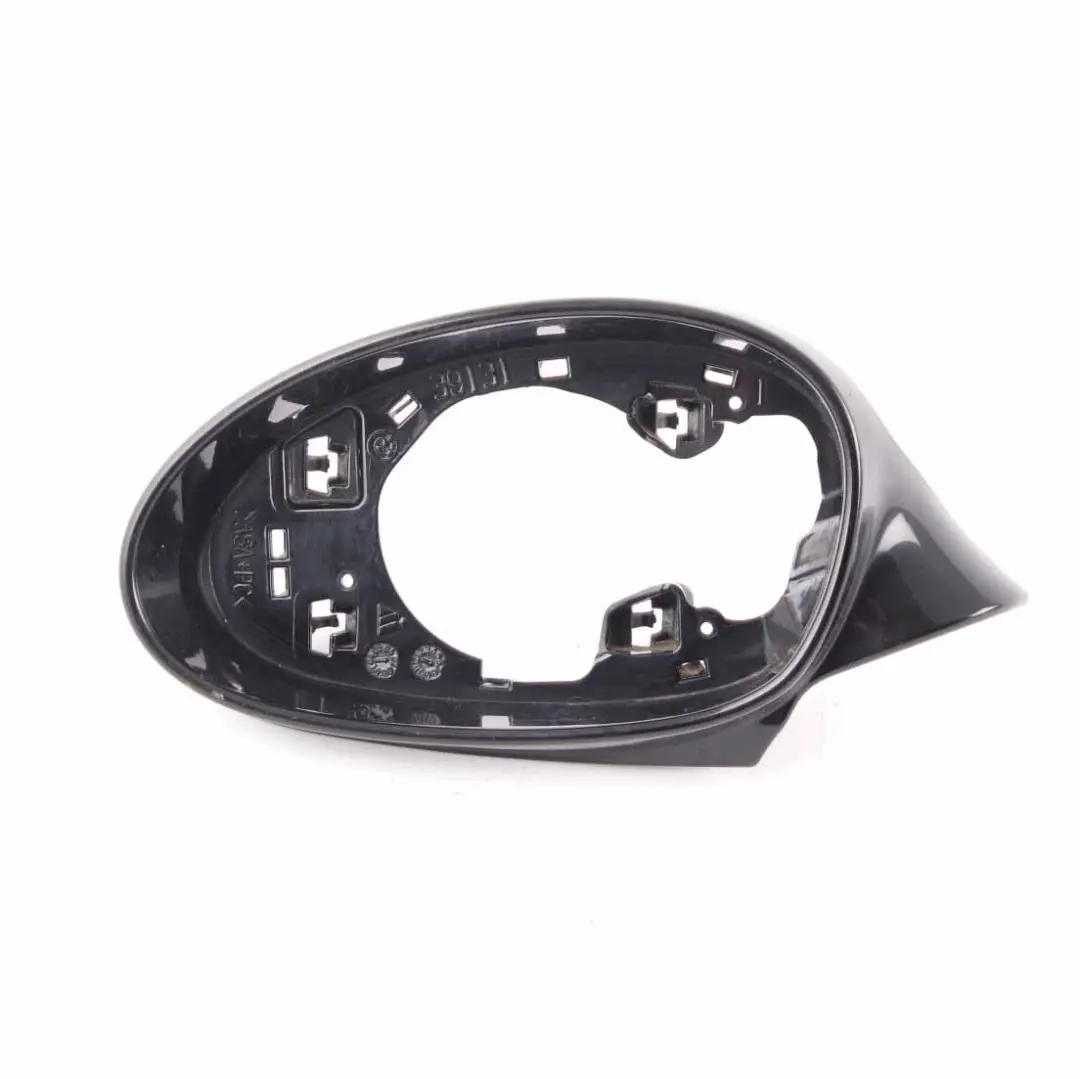 Supporto SX Nero Lucido Nero per BMW E81 E87 E90 E91 M Sport con numero di parte 8036571 BMW E81 E87 E90 E91 M Sport Supporto SX Nero Lucido Nero - SKU 8036571 - Numero di parte 8036571