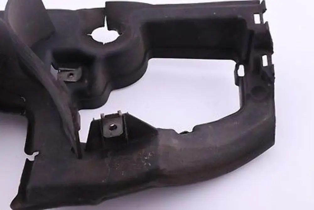 M-Sport Satz Luftführung Vorne Links für BMW 5 er E60 E61 LCI mit Teilenummer 8036575 BMW 5 er E60 E61 LCI M-Sport Satz Luftführung Vorne Links - SKU 8036575 - Teilenummer 8036575