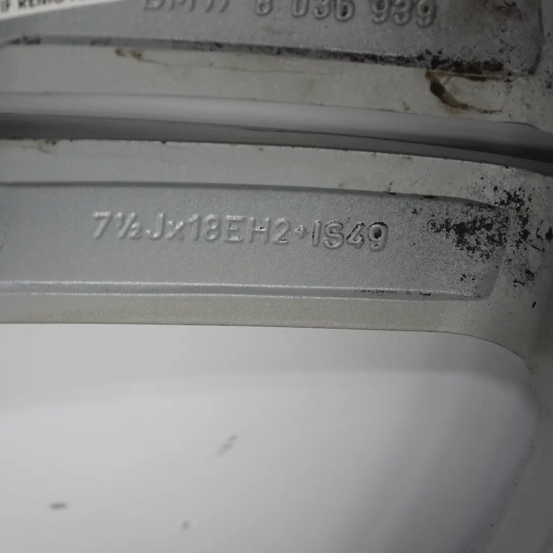 Front Silver Alloy Wheel Rim 18" 7,5J M Double Spoke 208 to BMW E81 E87 with Part number 8036939 BMW E81 E87 Front Silver Alloy Wheel Rim 18" 7,5J M Double Spoke 208 - SKU 8036939-7 - Part number 8036939