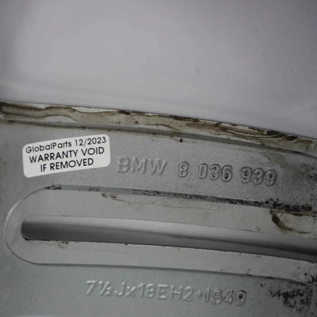 Front Silver Alloy Wheel Rim 18" 7,5J M Double Spoke 208 to BMW E81 E87 with Part number 8036939 BMW E81 E87 Front Silver Alloy Wheel Rim 18" 7,5J M Double Spoke 208 - SKU 8036939-7 - Part number 8036939