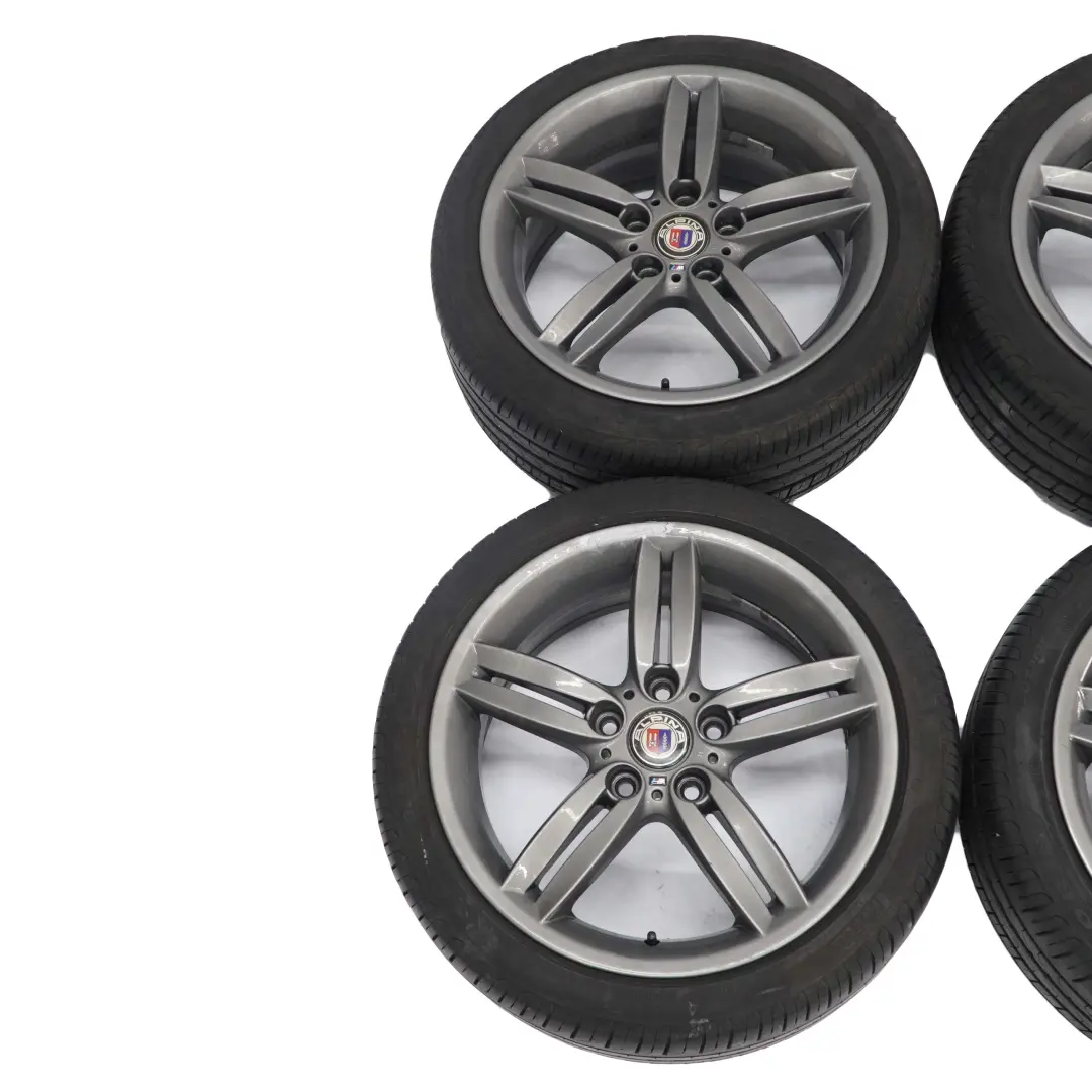 Grau Komplette 4 x Alufelgen Rad Felge 18" M Doppelspeiche 208 Reifen für BMW E87 mit Teilenummer 8036939 BMW E87 Grau Komplette 4 x Alufelgen Rad Felge 18" M Doppelspeiche 208 Reifen - SKU 8036939/8036940 SET - Teilenummer 8036939