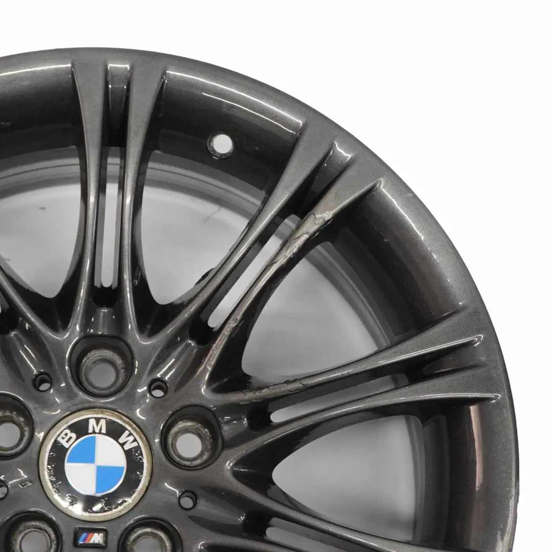 Ferricgrey Leichtmetallfelge 18" ET:20 8J M Doppelspeiche 135 für BMW E60 E61 mit Teilenummer 8036947 BMW E60 E61 Ferricgrey Leichtmetallfelge 18" ET:20 8J M Doppelspeiche 135 - SKU 8036947-8 - Teilenummer 8036947
