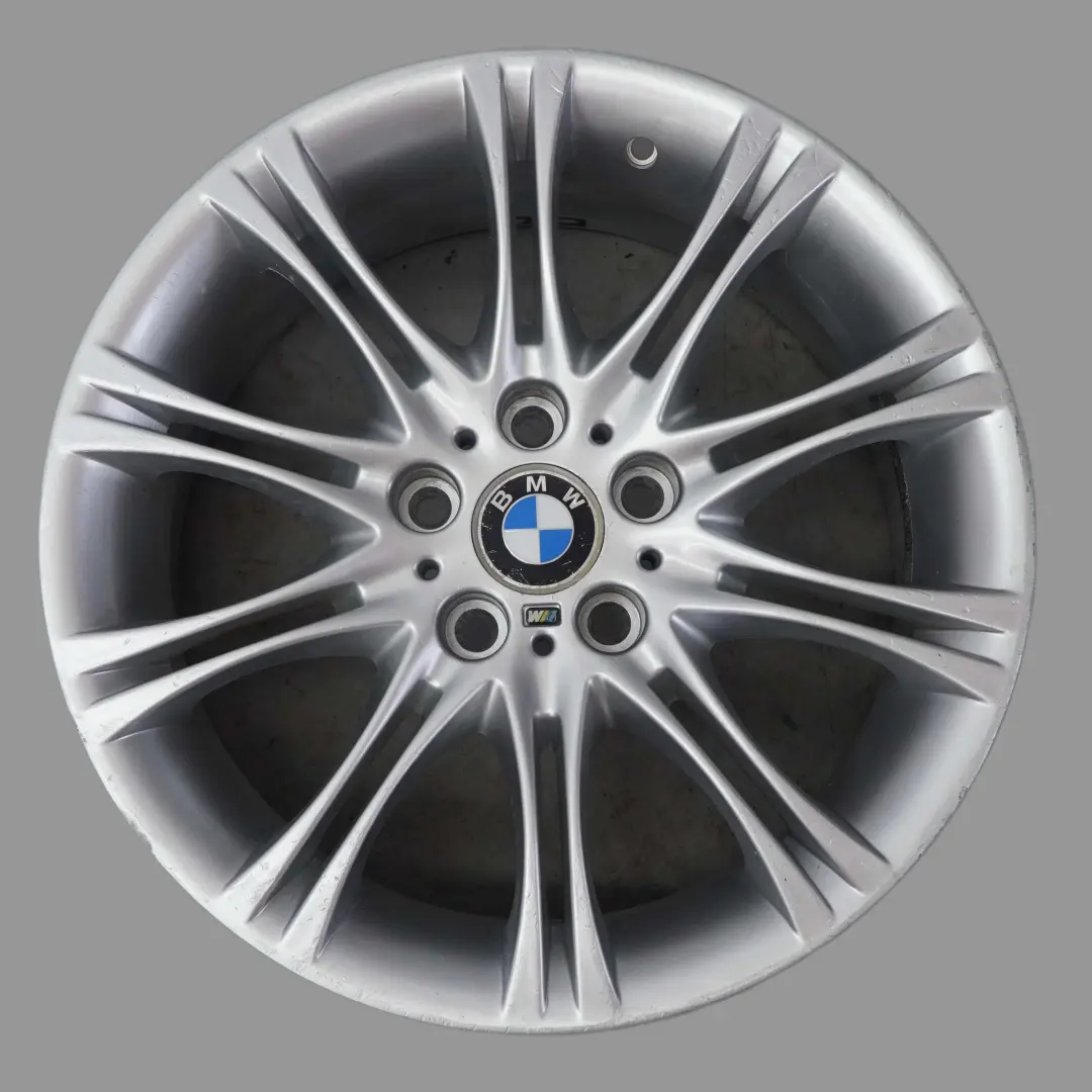 llanta De aleacion De plata 18 "ET: 40 8J De doble radio VIA para BMW E60 E61 con número de pieza 8036947 BMW E60 E61 llanta De aleacion De plata 18 "ET: 40 8J De doble radio VIA - SKU 8036947-VIA - Número de pieza 8036947