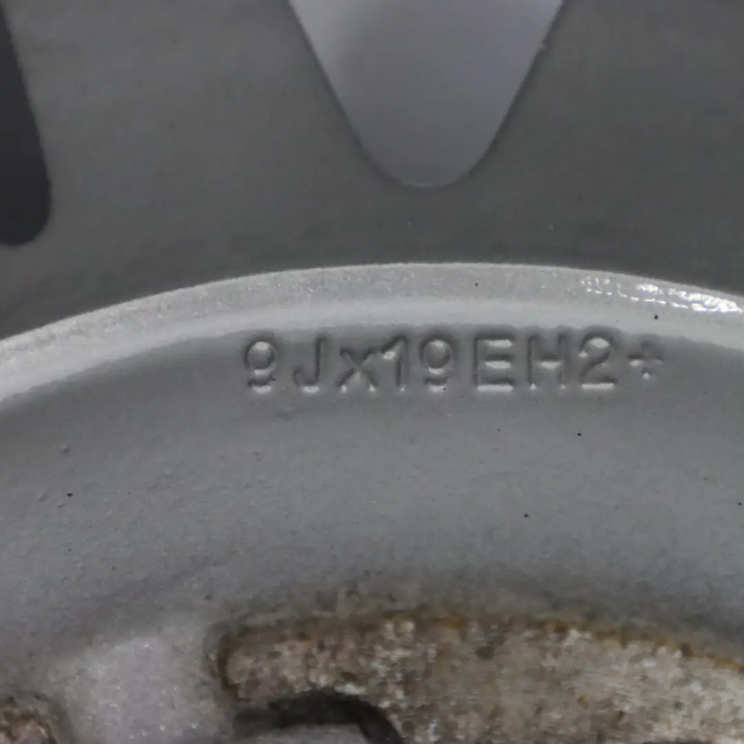 Ferricgrey llanta trasera aleación 19 "M de doble radio 225 9J ET:39 para BMW E90 E92 con número de pieza 8037142 BMW E90 E92 Ferricgrey llanta trasera aleación 19 "M de doble radio 225 9J ET:39 - SKU 8037142-4 - Número de pieza 8037142