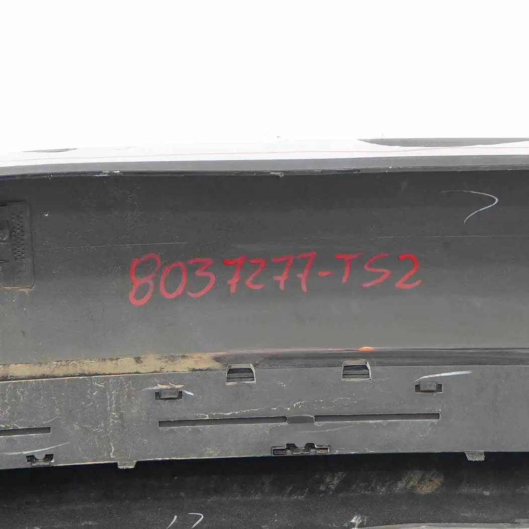 Bumper Trim Panel Titansilber Silver Metallic - 475 to BMW X5 E70 M Sport Rear with Part number 8037277 BMW X5 E70 M Sport Rear Bumper Trim Panel Titansilber Silver Metallic - 475 - SKU 8037277-TS2 - Part number 8037277