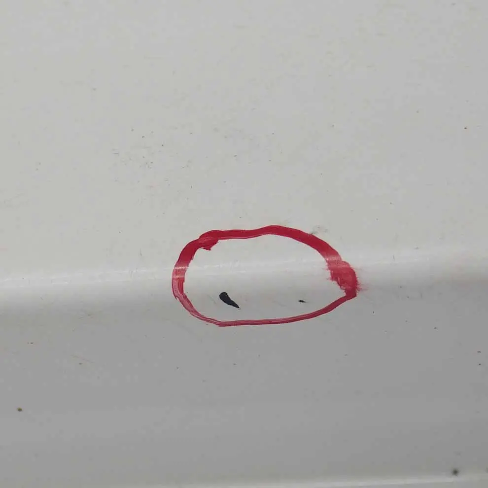 Próg Nakładka Listwa Prawa Alpinweiss 3 do BMW X5 E70 o numerze 8037290 BMW X5 E70 Próg Nakładka Listwa Prawa Alpinweiss 3 - SKU 8037290-AW2 - Numer Części 8037290