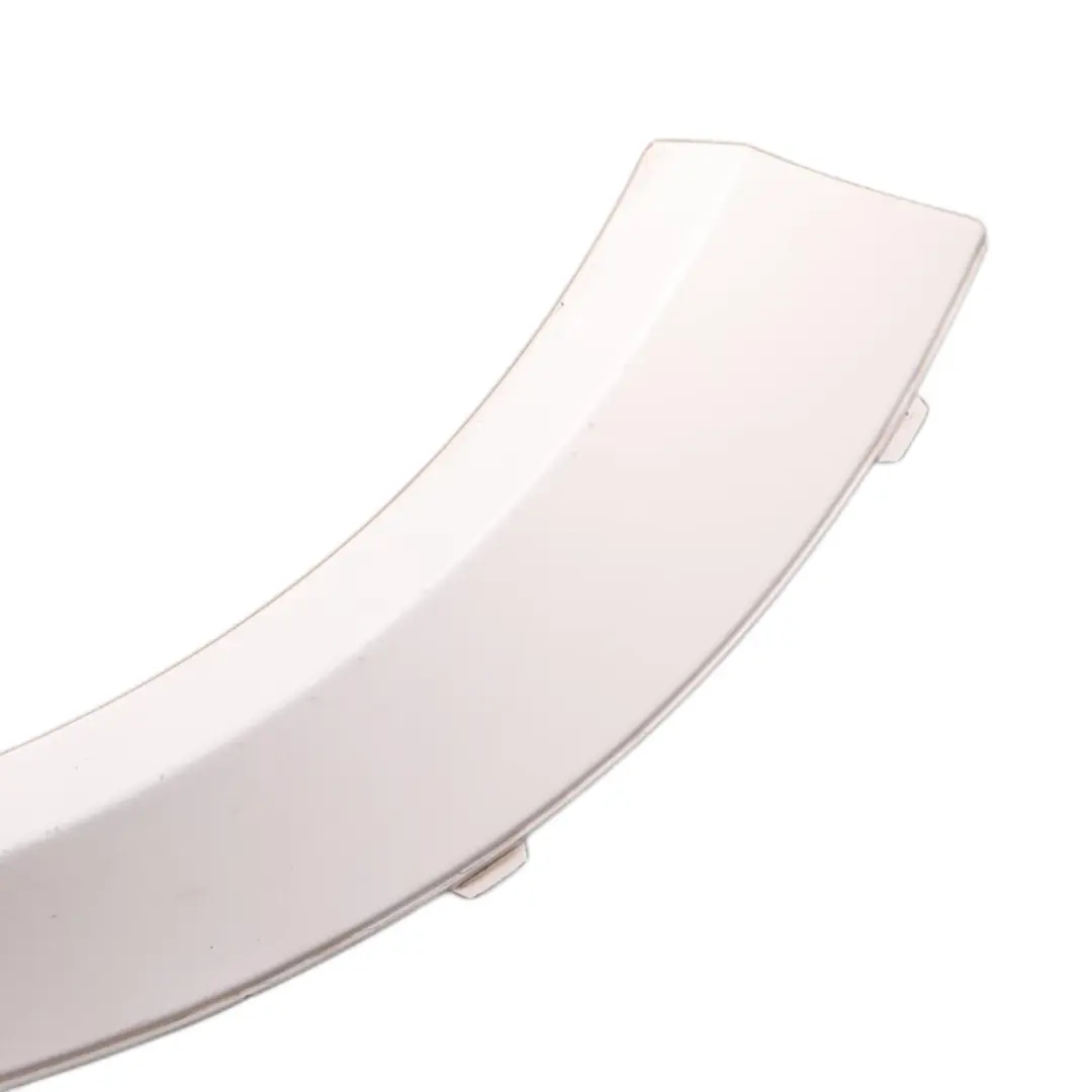 Arch Cover BMW X5 E70 M Sport Rear Right O/S Trim Alpine White - 300 to Wheel with Part number 8037294 Wheel Arch Cover BMW X5 E70 M Sport Rear Right O/S Trim Alpine White - 300 - SKU 8037294-AW1 - Part number 8037294