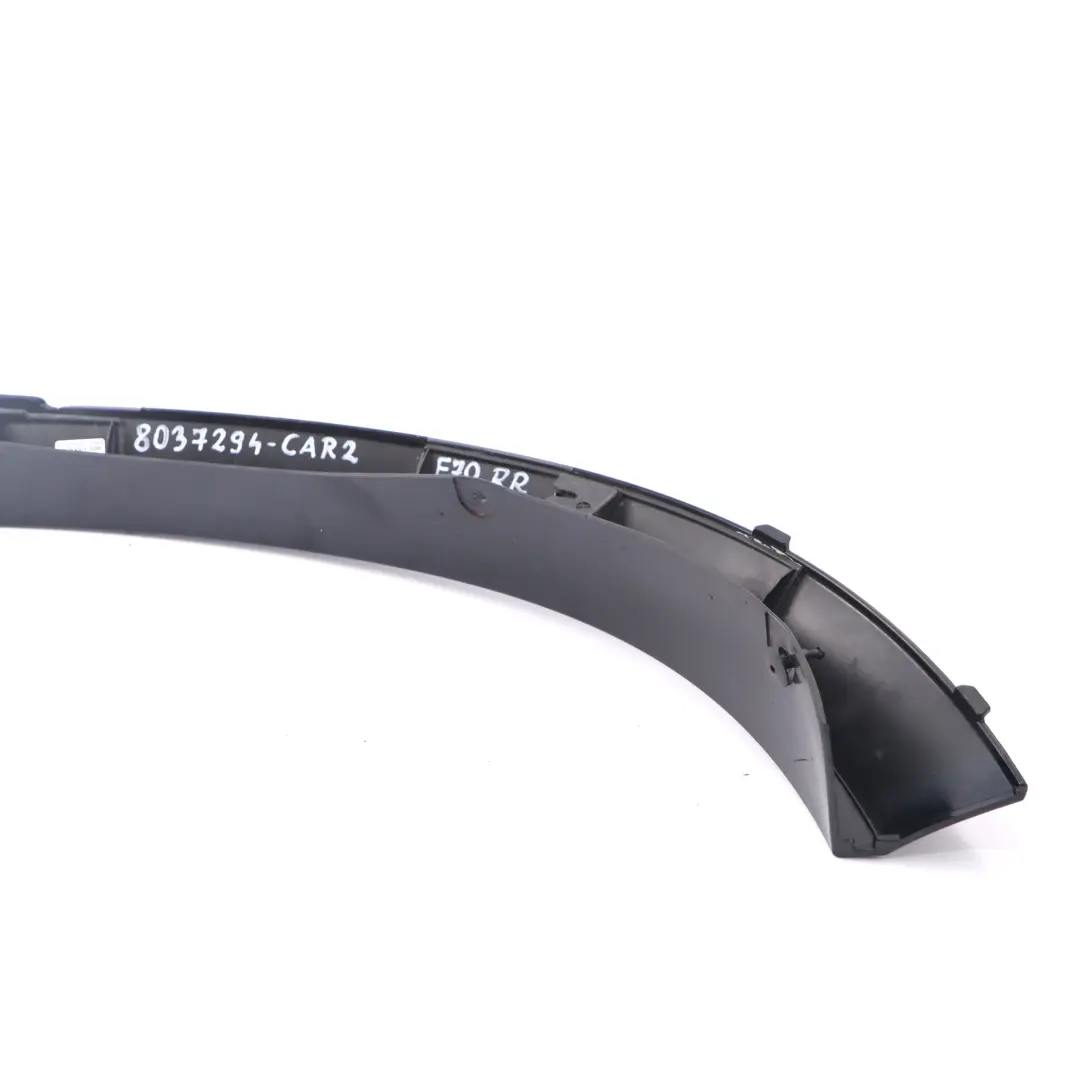 Cache arrière droit Garniture passage roue Carbon Black - 416 pour BMW X5 E70 M Sport à propos du numéro de pièce 8037294 BMW X5 E70 M Sport Cache arrière droit Garniture passage roue Carbon Black - 416 - SKU 8037294-CAR2 - Numéro de pièce 8037294