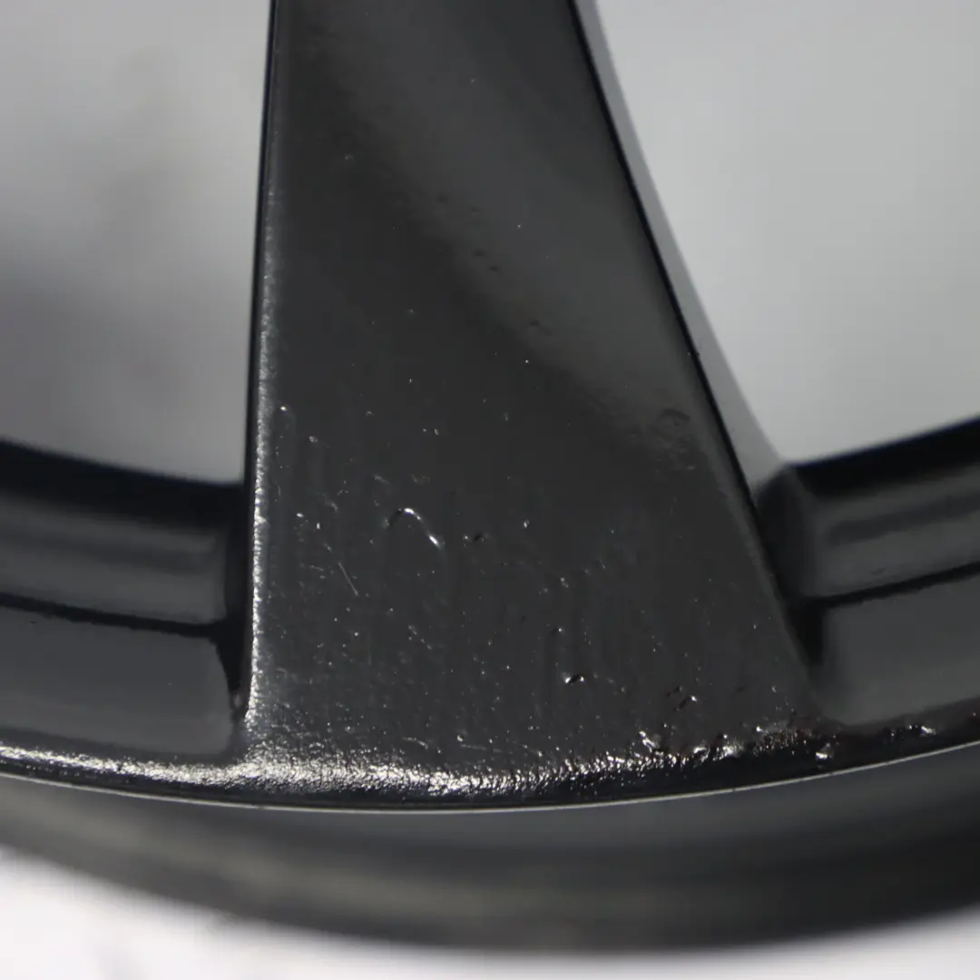 Schwarz Hinterrad Leichtmetallfelge 20" M V-Speiche 227 11J für BMW X5 E70 mit Teilenummer 8037350 BMW X5 E70 Schwarz Hinterrad Leichtmetallfelge 20" M V-Speiche 227 11J - SKU 8037350-2 - Teilenummer 8037350