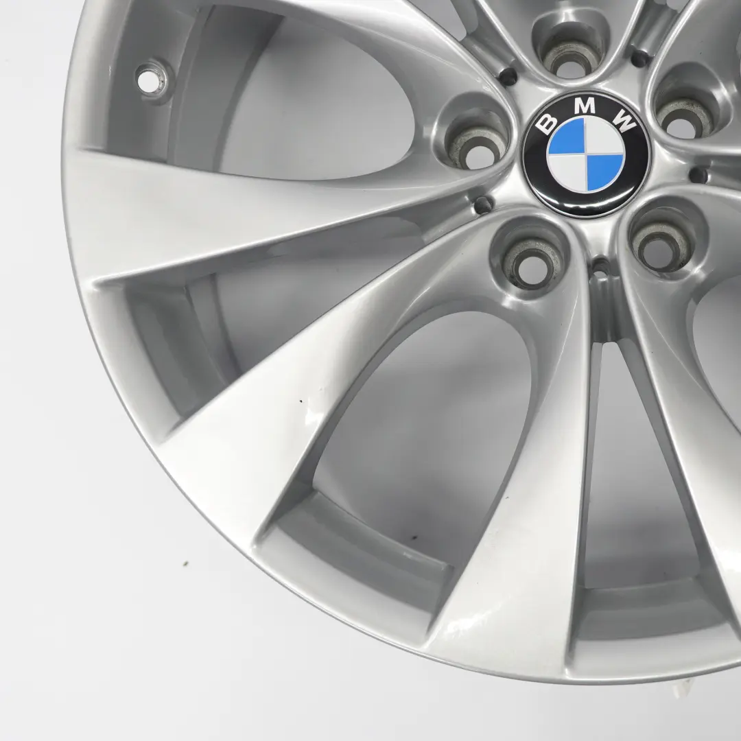Silber Hinten Alu Felge Alufelge M V-Speiche 2 ET:35 11J für BMW X5 er E70 mit Teilenummer 8037350 BMW X5 er E70 Silber Hinten Alu Felge Alufelge M V-Speiche 2 ET:35 11J - SKU 8037350 - Teilenummer 8037350