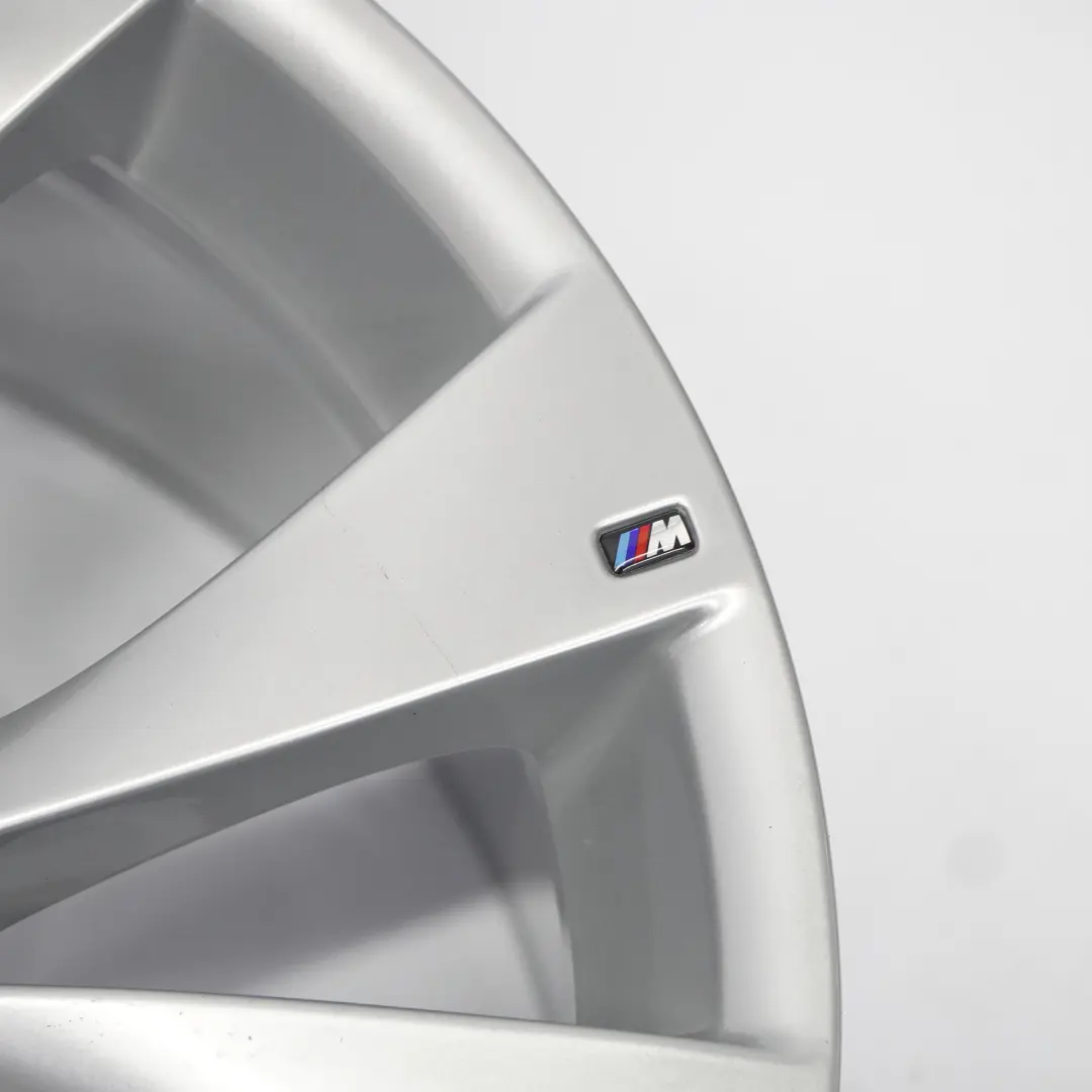 Felga Aluminiowa M 20" ET:35 11J V-spoke 227 do BMW X5 E70 o numerze 8037350 BMW X5 E70 Felga Aluminiowa M 20" ET:35 11J V-spoke 227 - SKU 8037350 - Numer Części 8037350