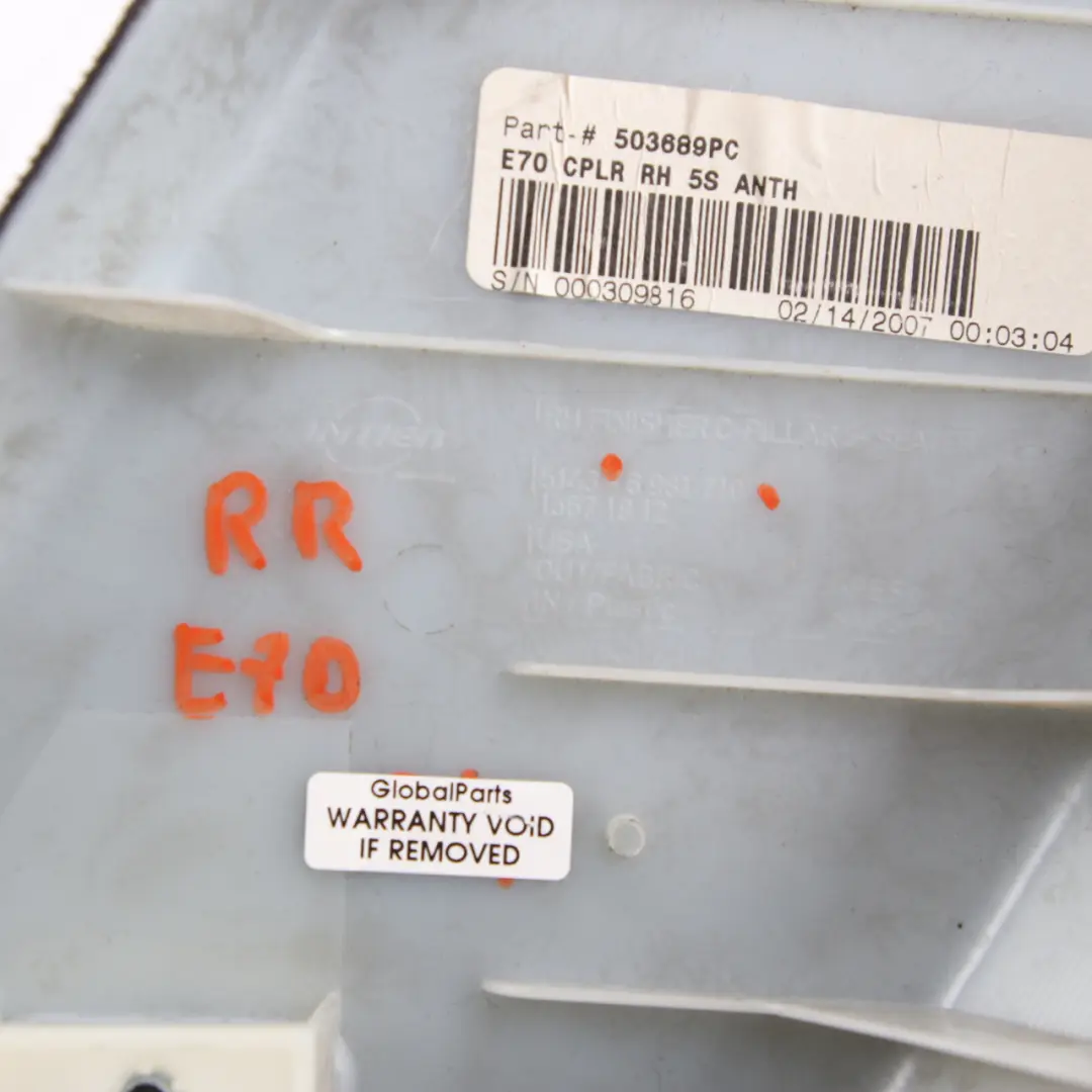 Osłona Kolumny C Panel Tylny Prawy Czarny 6981710 do BMW X5 E70 o numerze 8037366 BMW X5 E70 Osłona Kolumny C Panel Tylny Prawy Czarny 6981710 - SKU 8037366-1 - Numer Części 8037366